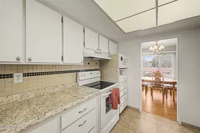 10729 W Wedgewood Drive, Sun City, AZ 85351 - Photo 18