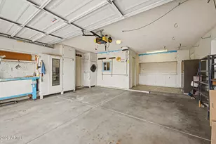 10729 W Wedgewood Dr, Sun City, AZ 85351 - Photo 38