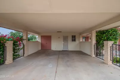 10636 W Mission Lane, Sun City, AZ 85351 - Photo 4