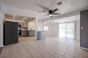 11417 N Hacienda Dr, Sun City, AZ 85351 - Photo 14