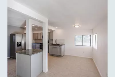 11417 N Hacienda Drive, Sun City, AZ 85351 - Photo 6