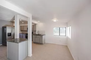 11417 N Hacienda Dr, Sun City, AZ 85351 - Photo 6