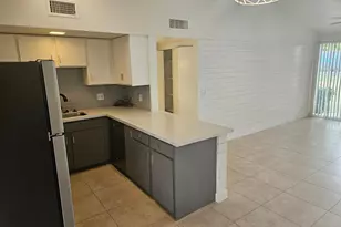 2520 N 46th St, Phoenix, AZ 85008 - Photo 4