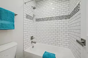 2369 W Gloria Ln, Phoenix, AZ 85085 - Photo 22
