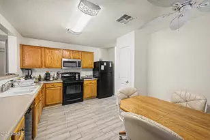 44860 W Balboa Dr, Maricopa, AZ 85139 - Photo 10