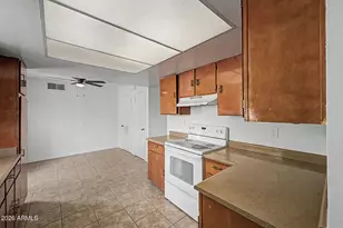 4720 W Monterosa St, Phoenix, AZ 85031 - Photo 10