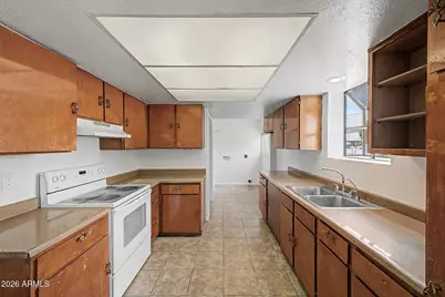 4720 W Monterosa Street, Phoenix, AZ 85031 - Photo 12
