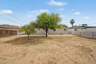 4720 W Monterosa St, Phoenix, AZ 85031 - Photo 34