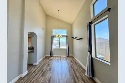 1939 E Springfield Place, Chandler, AZ 85286 - Photo 4