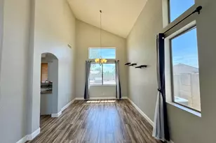 1939 E Springfield Pl, Chandler, AZ 85286 - Photo 4