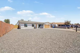5211 S 43rd Pl, Phoenix, AZ 85040 - Photo 2