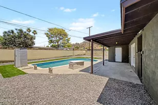 1226 E Butler Dr, Phoenix, AZ 85020 - Photo 26
