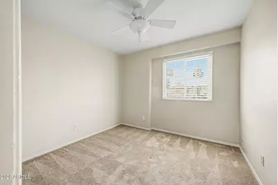 3130 E Redwood Lane, Phoenix, AZ 85048 - Photo 18