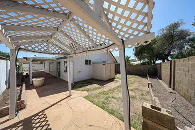 1822 E Bluefield Avenue, Phoenix, AZ 85022 - Photo 8