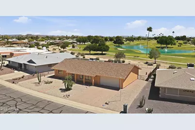 18221 N Willowbrook Drive, Sun City, AZ 85373 - Photo 4