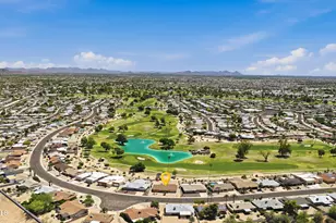 18221 N Willowbrook Dr, Sun City, AZ 85373 - Photo 16