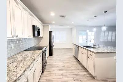 5761 W Larkspur Drive, Glendale, AZ 85304 - Photo 10