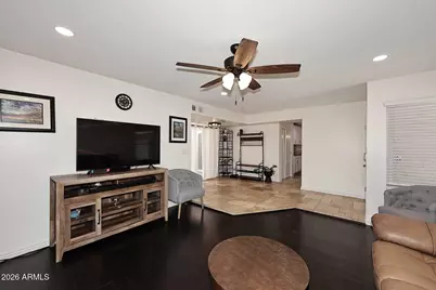 865 N Roosevelt Circle, Scottsdale, AZ 85257 - Photo 10