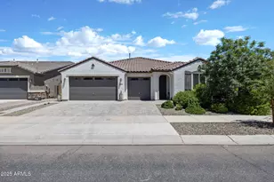 16118 W Desert Hills Dr, Surprise, AZ 85379 - Photo 2
