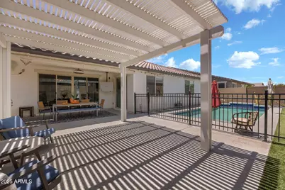 16118 W Desert Hills Drive, Surprise, AZ 85379 - Photo 40