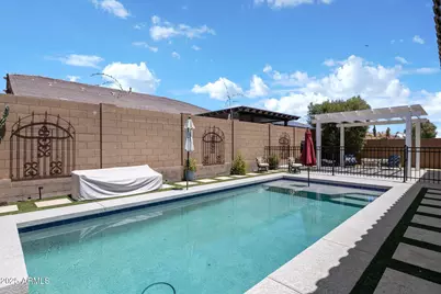 16118 W Desert Hills Drive, Surprise, AZ 85379 - Photo 42