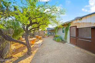 8243 E Monte Vista Rd, Scottsdale, AZ 85257 - Photo 4