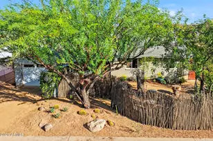 8243 E Monte Vista Rd, Scottsdale, AZ 85257 - Photo 36