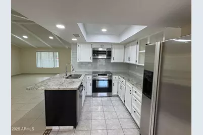 5502 W Frier, Glendale, AZ 85301 - Photo 6