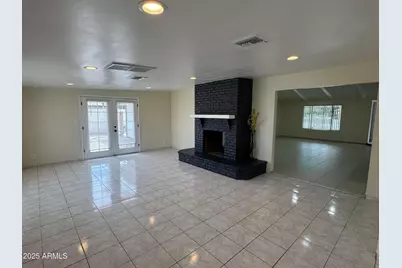 5502 W Frier Drive, Glendale, AZ 85301 - Photo 10