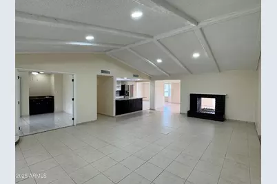5502 W Frier Drive, Glendale, AZ 85301 - Photo 2