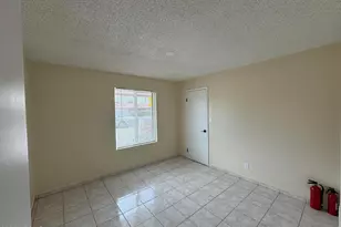 5502 W Frier Dr, Glendale, AZ 85301 - Photo 16