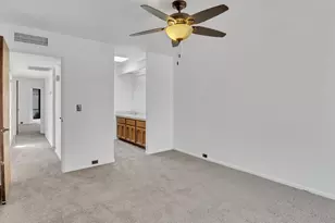 1010 E Becker Ln, Phoenix, AZ 85020 - Photo 24