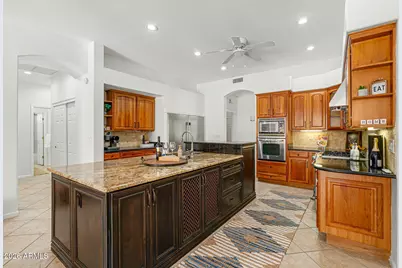 9537 W Electra Lane, Peoria, AZ 85383 - Photo 10