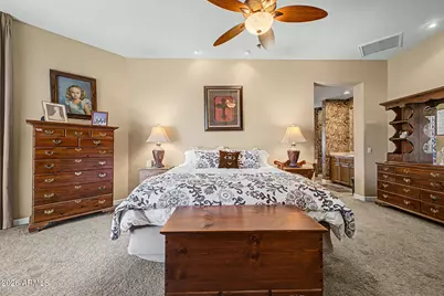 975 E County Down Drive, Chandler, AZ 85249 - Photo 22