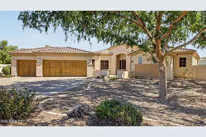 975 E County Down Drive, Chandler, AZ 85249 - Photo 1