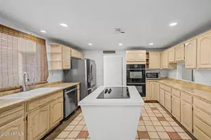18017 N Everson Dr, Glendale, AZ 85308 - Photo 10