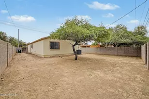 2434 E Roeser Rd, Phoenix, AZ 85040 - Photo 30
