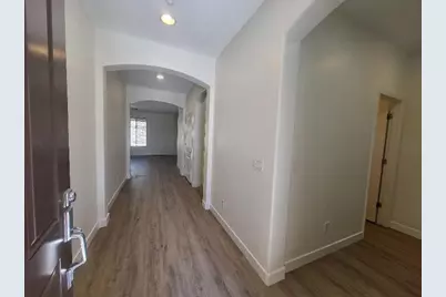 12640 W Blackstone Lane, Peoria, AZ 85383 - Photo 2