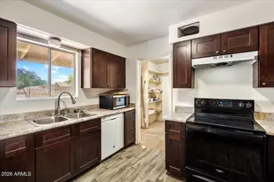 403 S Cardinal Dr, Apache Junction, AZ 85120 - Photo 4