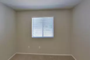 10446 W Orange Dr, Glendale, AZ 85307 - Photo 12