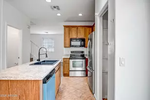 2208 N 78th Glen, Phoenix, AZ 85035 - Photo 8