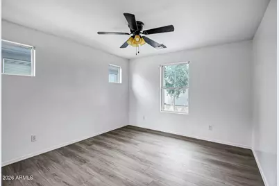2208 N 78th Glen, Phoenix, AZ 85035 - Photo 12