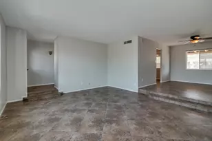 137 E Riviera Dr, Tempe, AZ 85282 - Photo 6