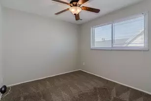 137 E Riviera Dr, Tempe, AZ 85282 - Photo 24