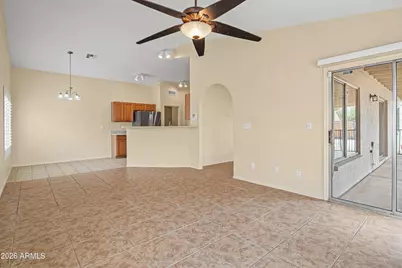 10919 W Lawrence Lane, Peoria, AZ 85345 - Photo 14