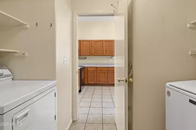 10919 W Lawrence Lane, Peoria, AZ 85345 - Photo 12