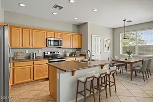 3745 W Amber Nickole Ct, Phoenix, AZ 85086 - Photo 12