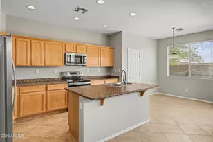 3745 W Amber Nickole Ct, Phoenix, AZ 85086 - Photo 12