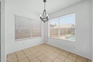 1053 W Myrna Ln, Tempe, AZ 85284 - Photo 8