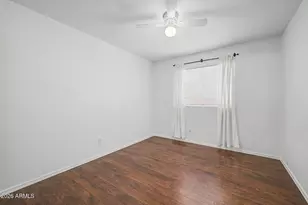 1053 W Myrna Ln, Tempe, AZ 85284 - Photo 30